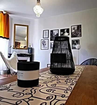 Belle Reine - 3 Appartements En Coeur De Centre-Ville Aix-les-Bains Extérieur photo